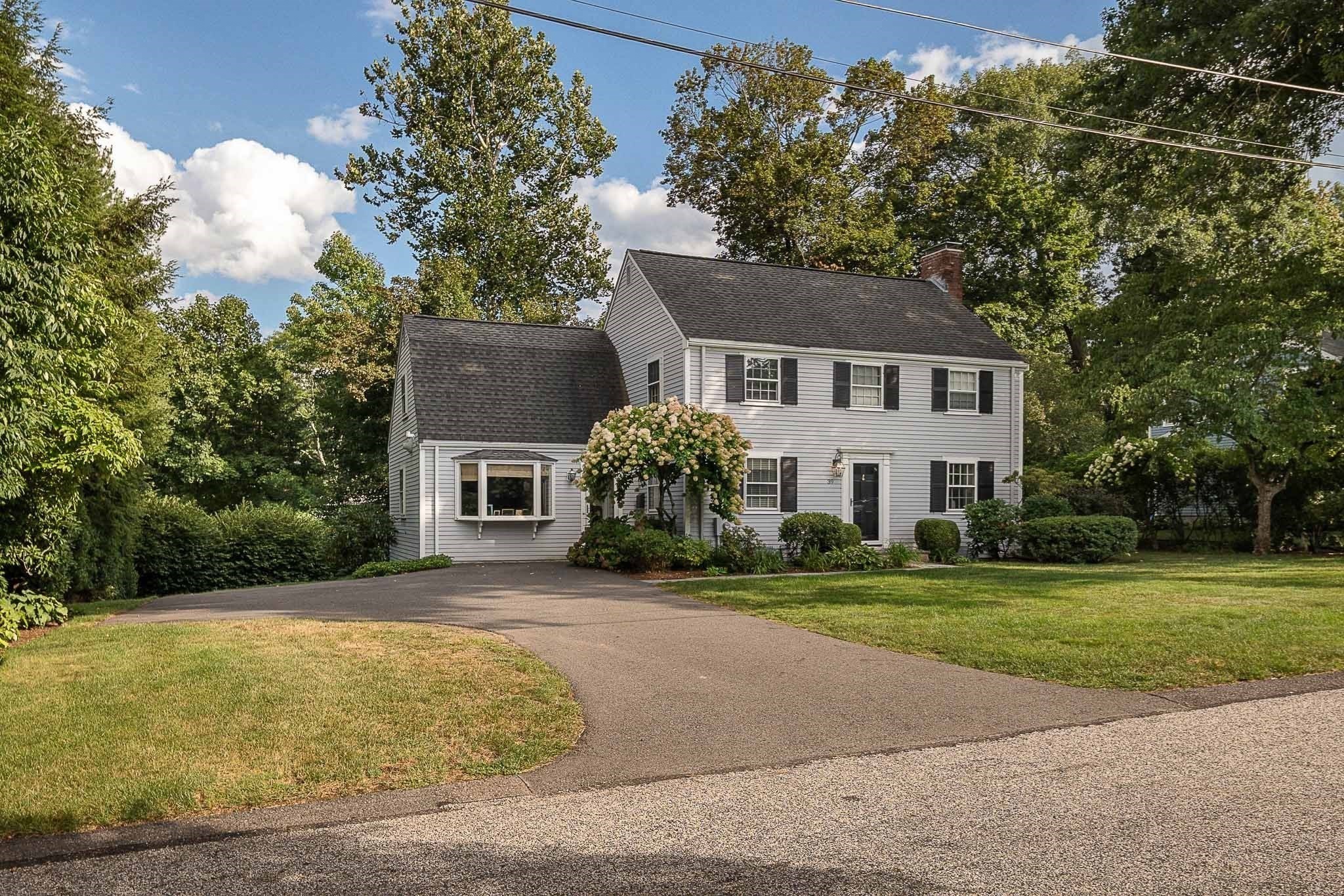 39 River Glen Rd