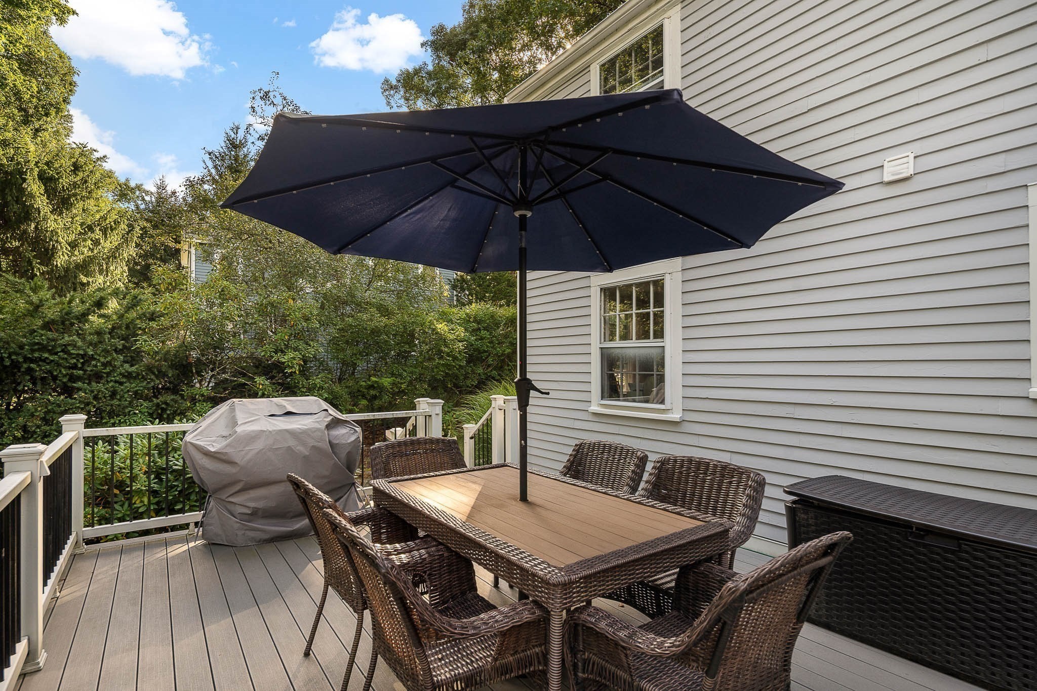 39 River Glen Rd