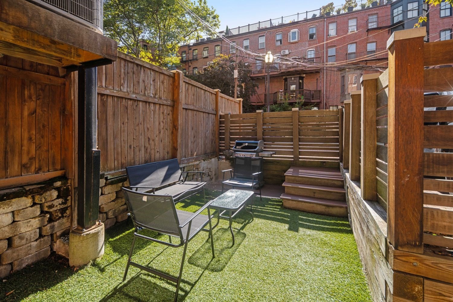 38 Rutland Sq # 1
