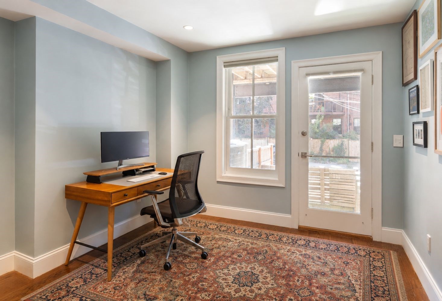 38 Rutland Sq # 1