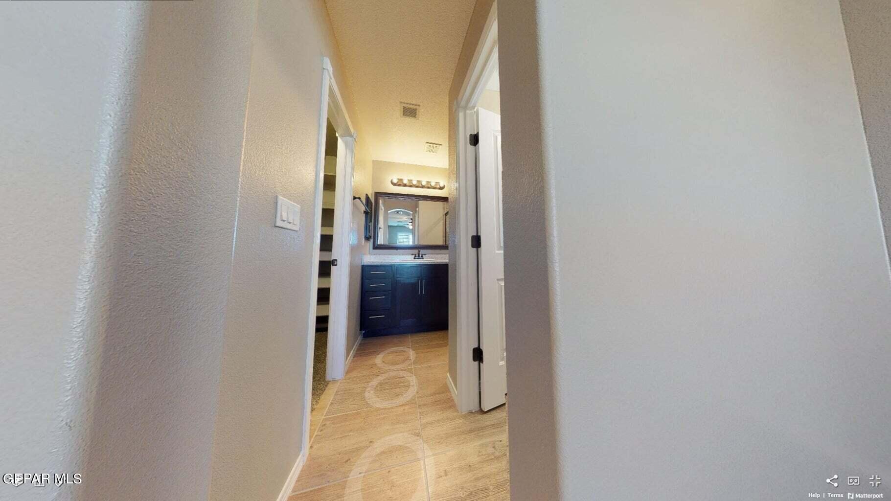 13808 Margaret Ponce Avenue