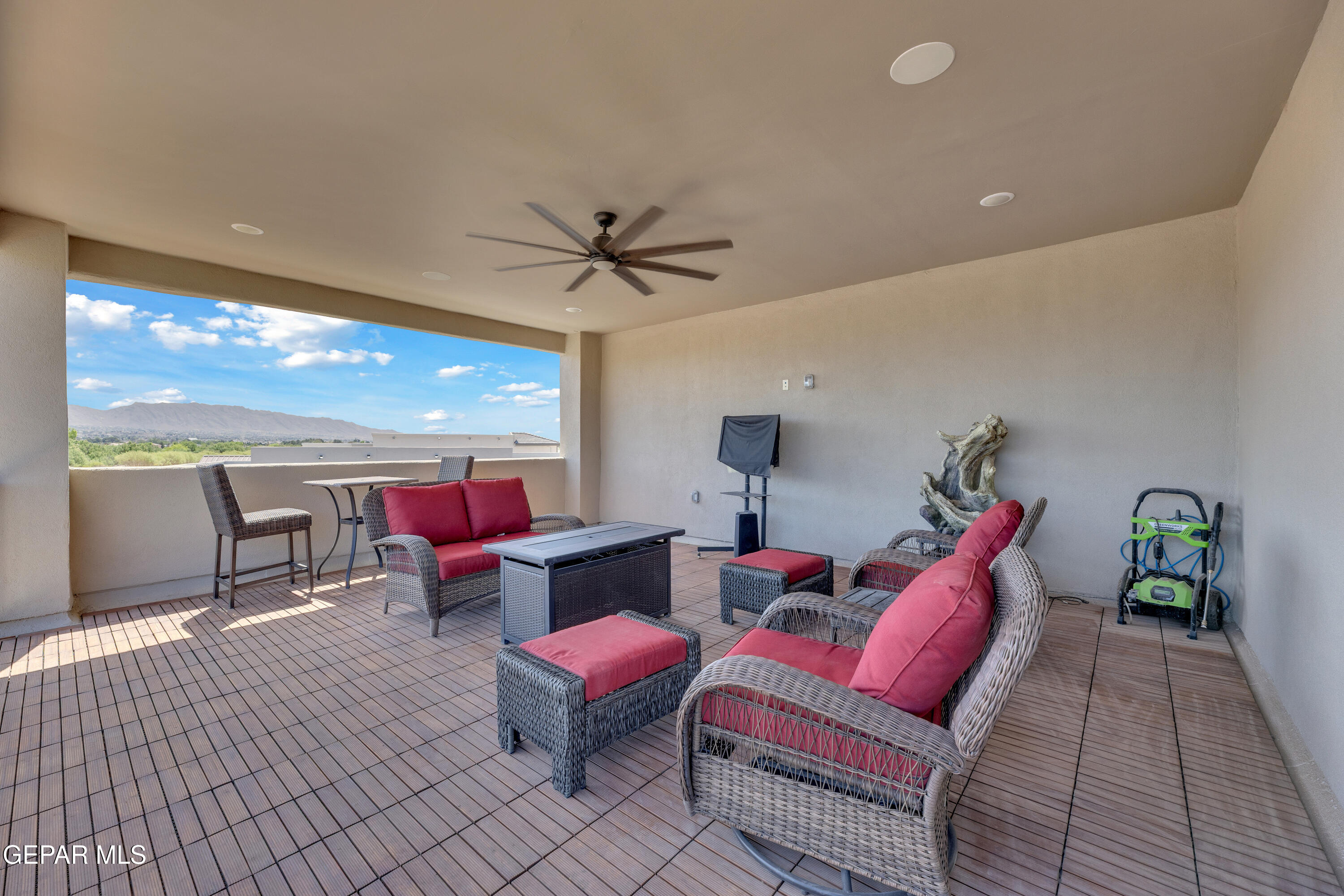 5859 Valley Palm Drive