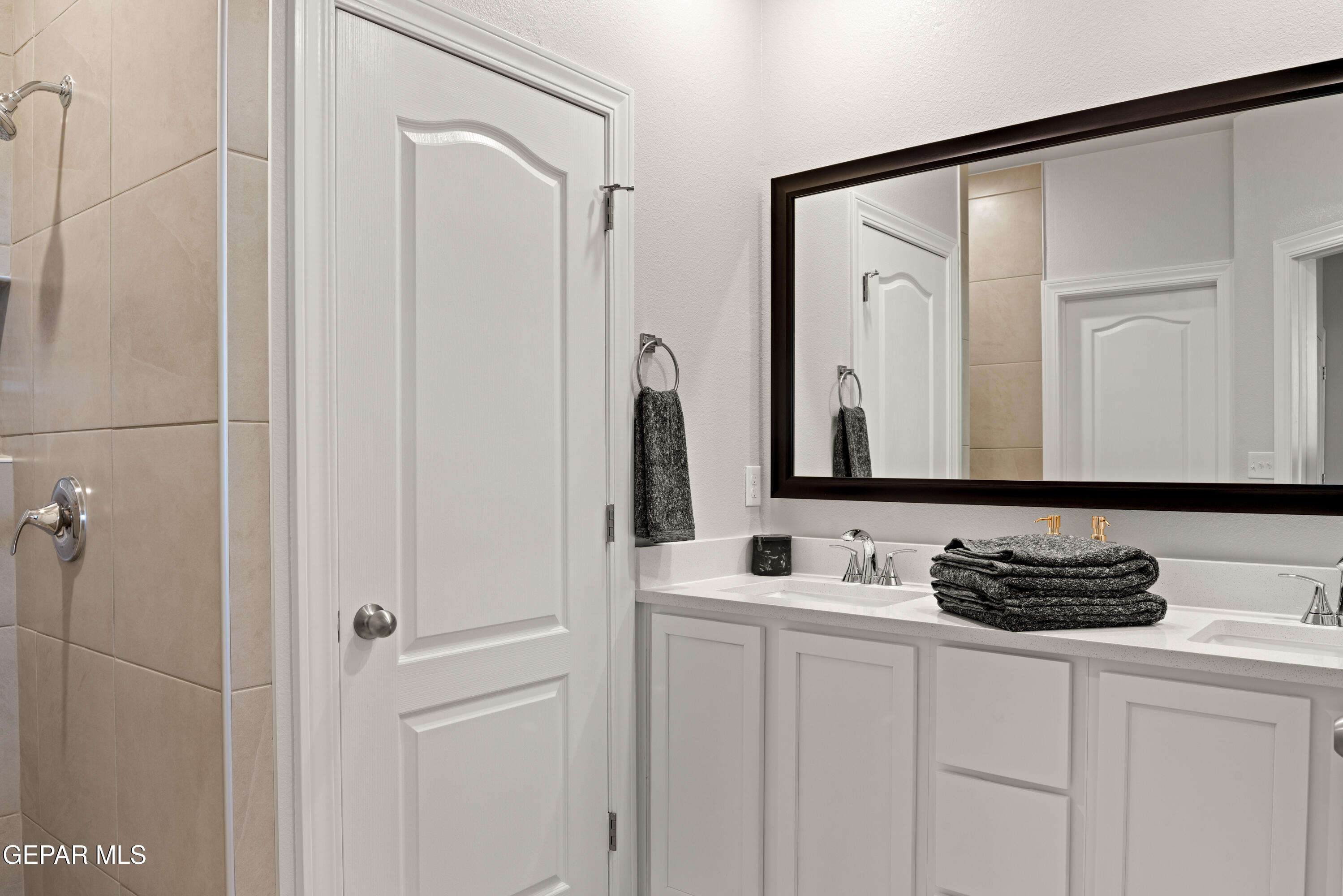 2221 Moon Loft Place