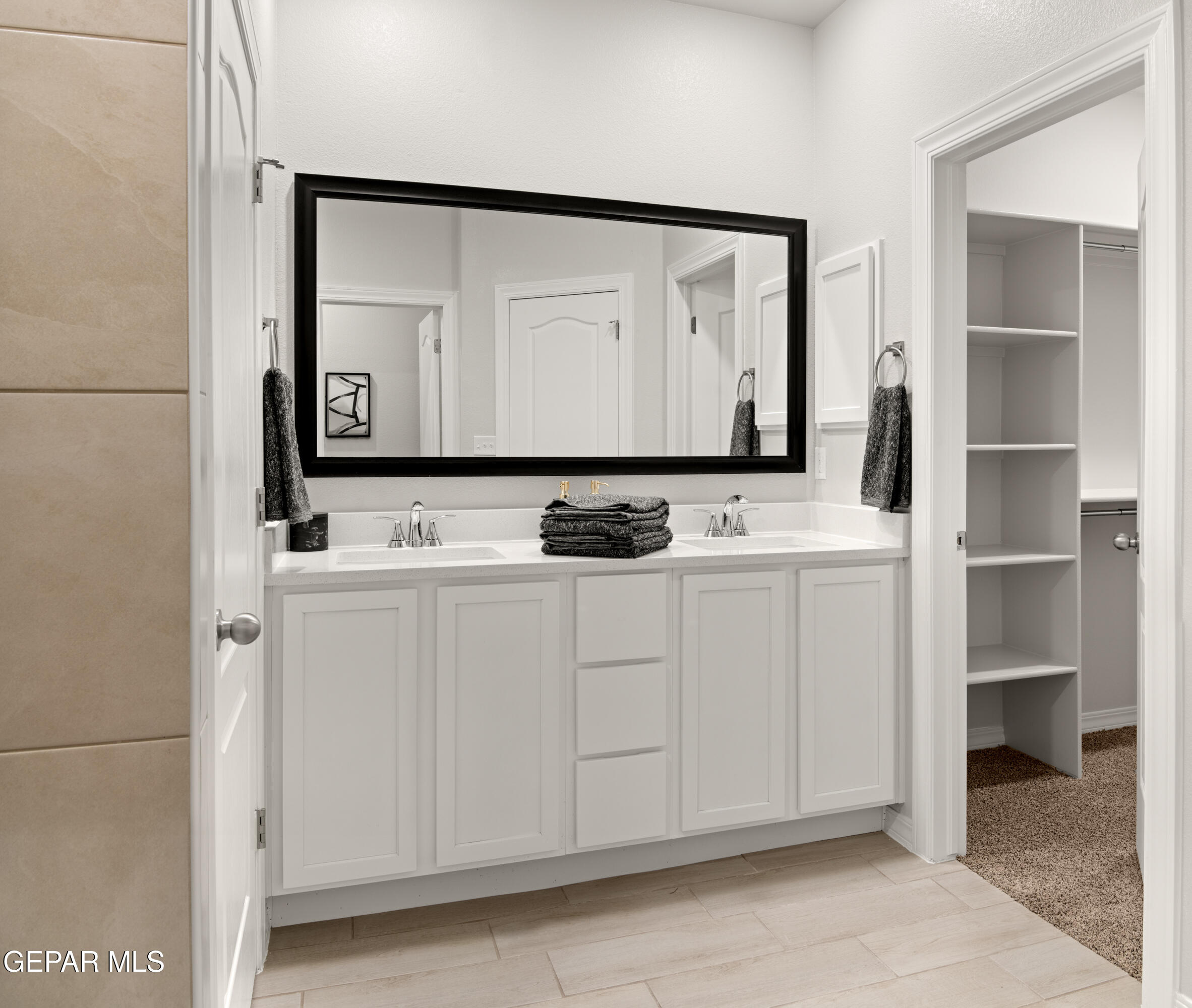 2221 Moon Loft Place