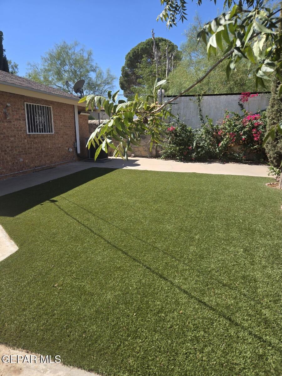 4729 TROWBRIDGE Drive