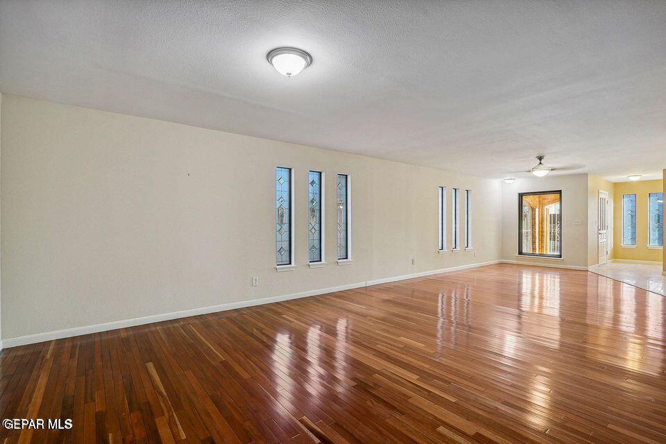 4729 TROWBRIDGE Drive