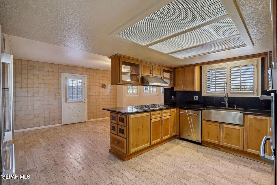 4729 TROWBRIDGE Drive