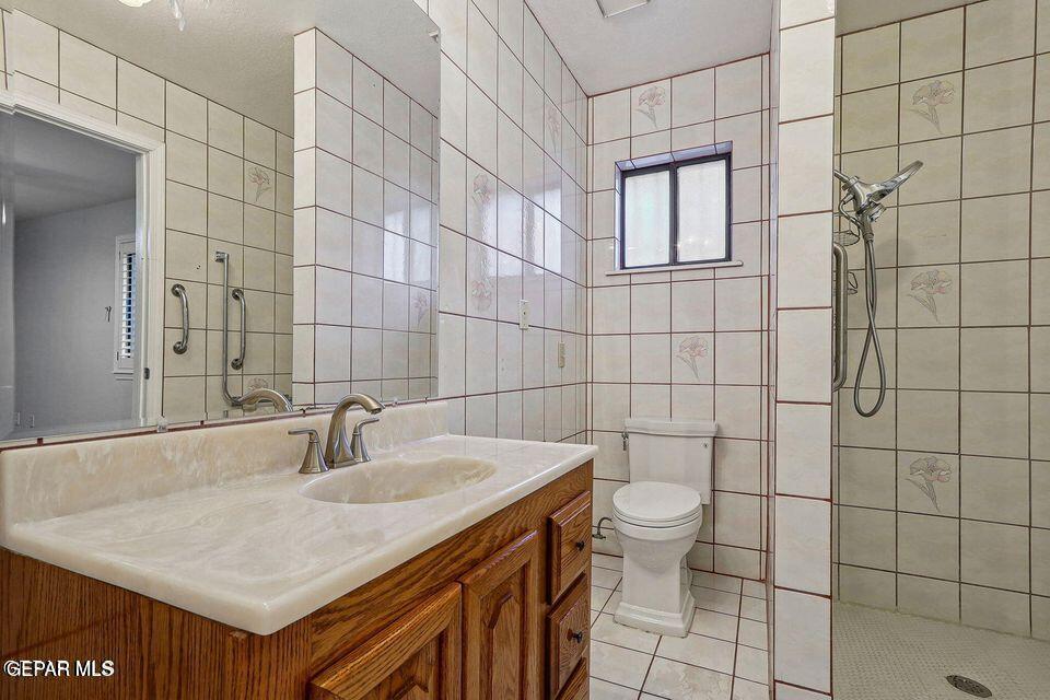 4729 TROWBRIDGE Drive