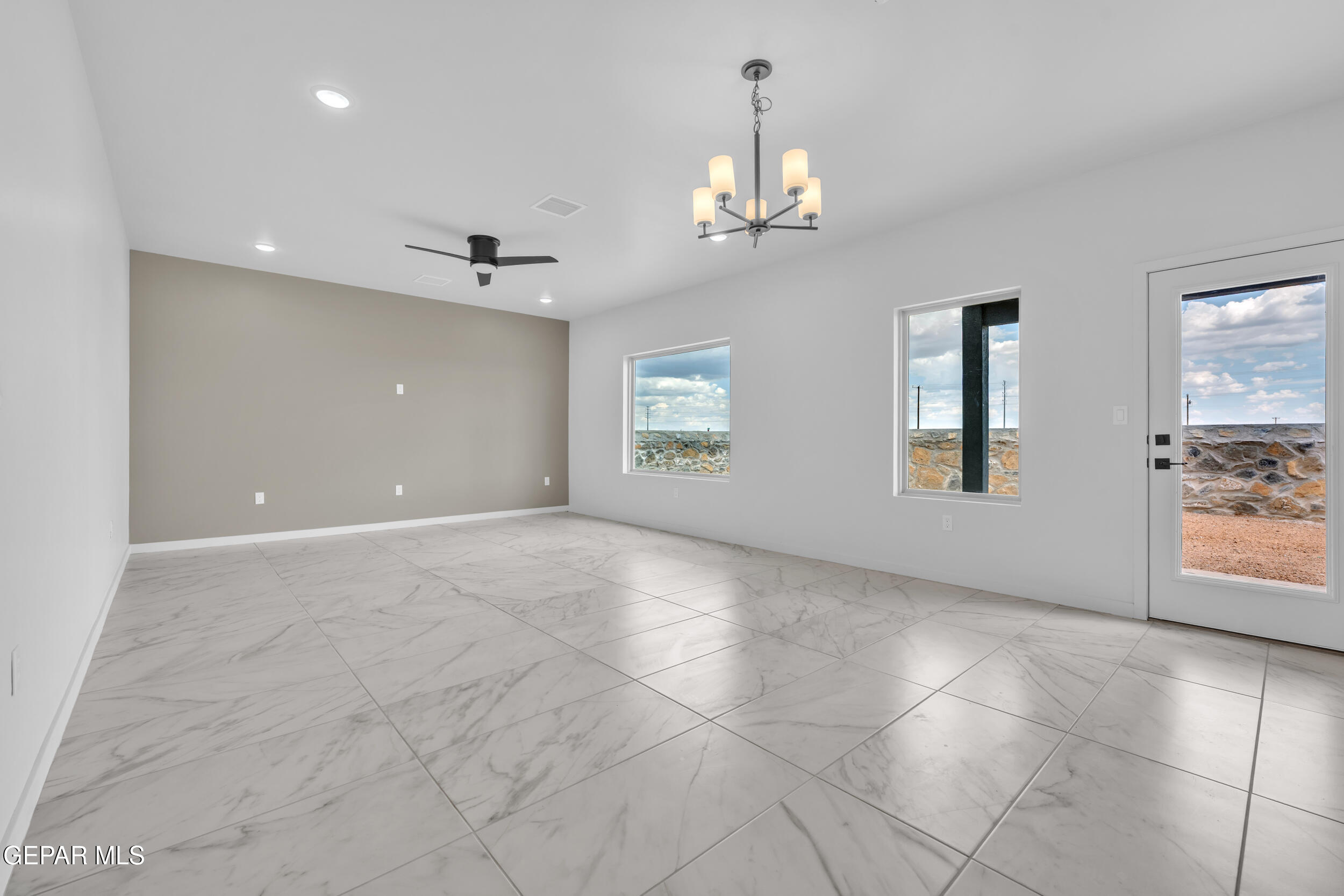 12120 Nesreen Drive