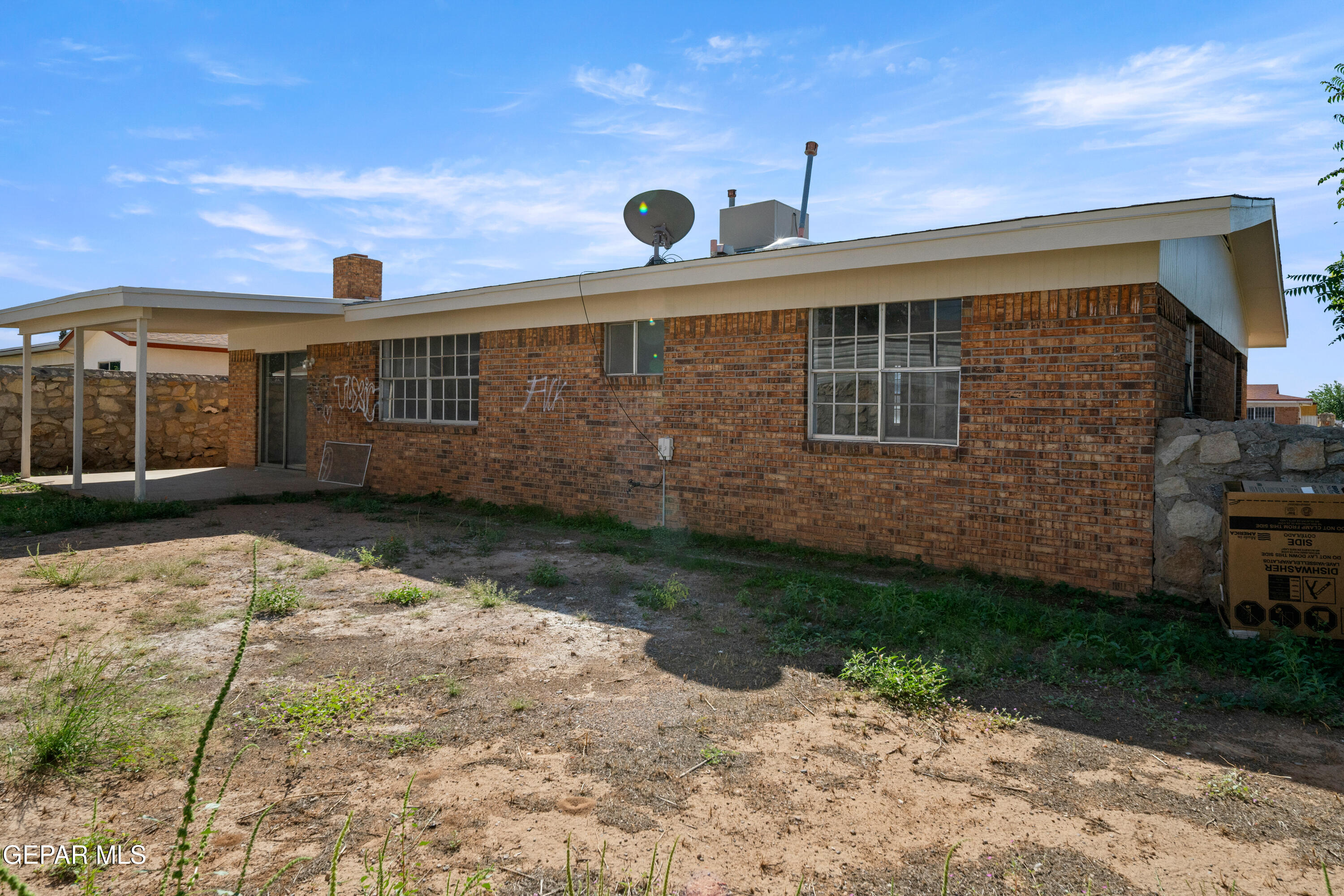 5709 CORSICANA Avenue