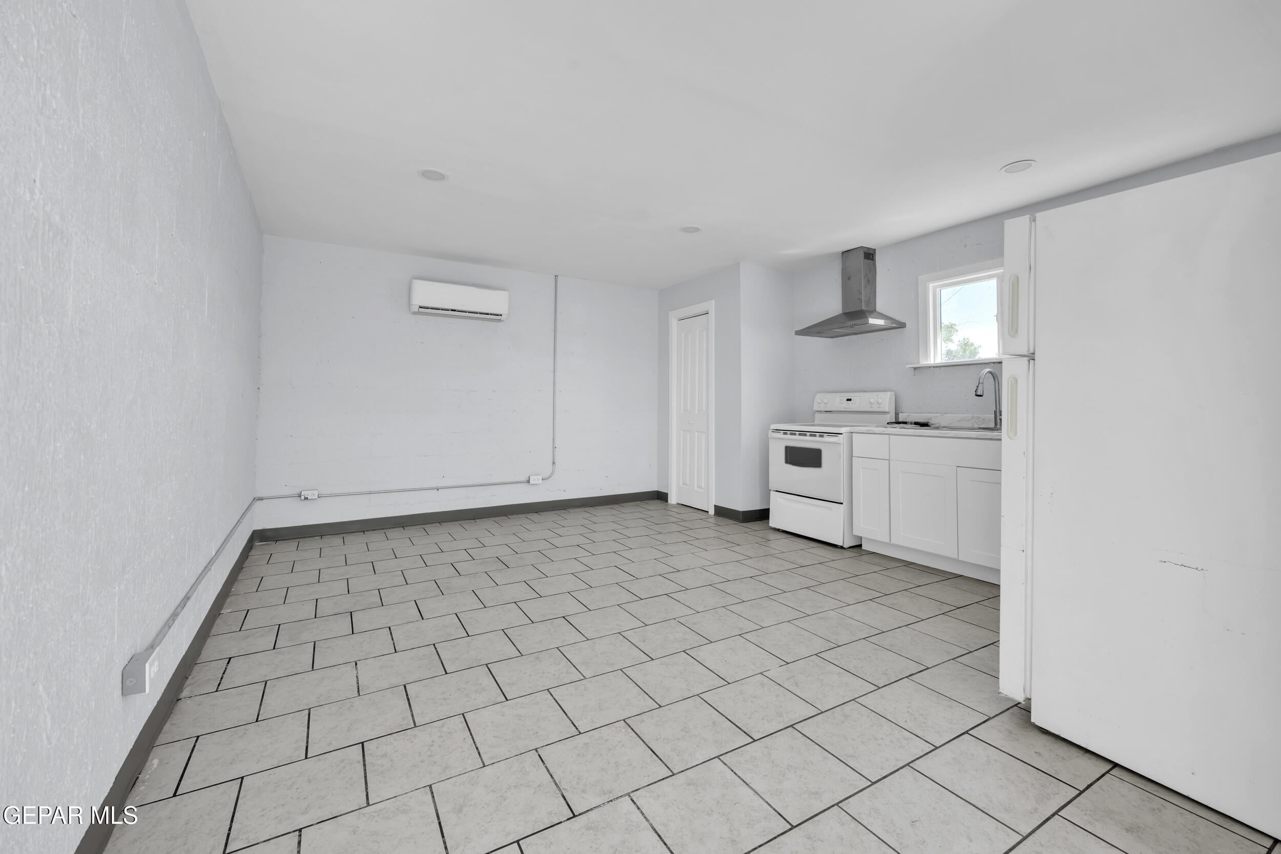 5001 Catskill Avenue