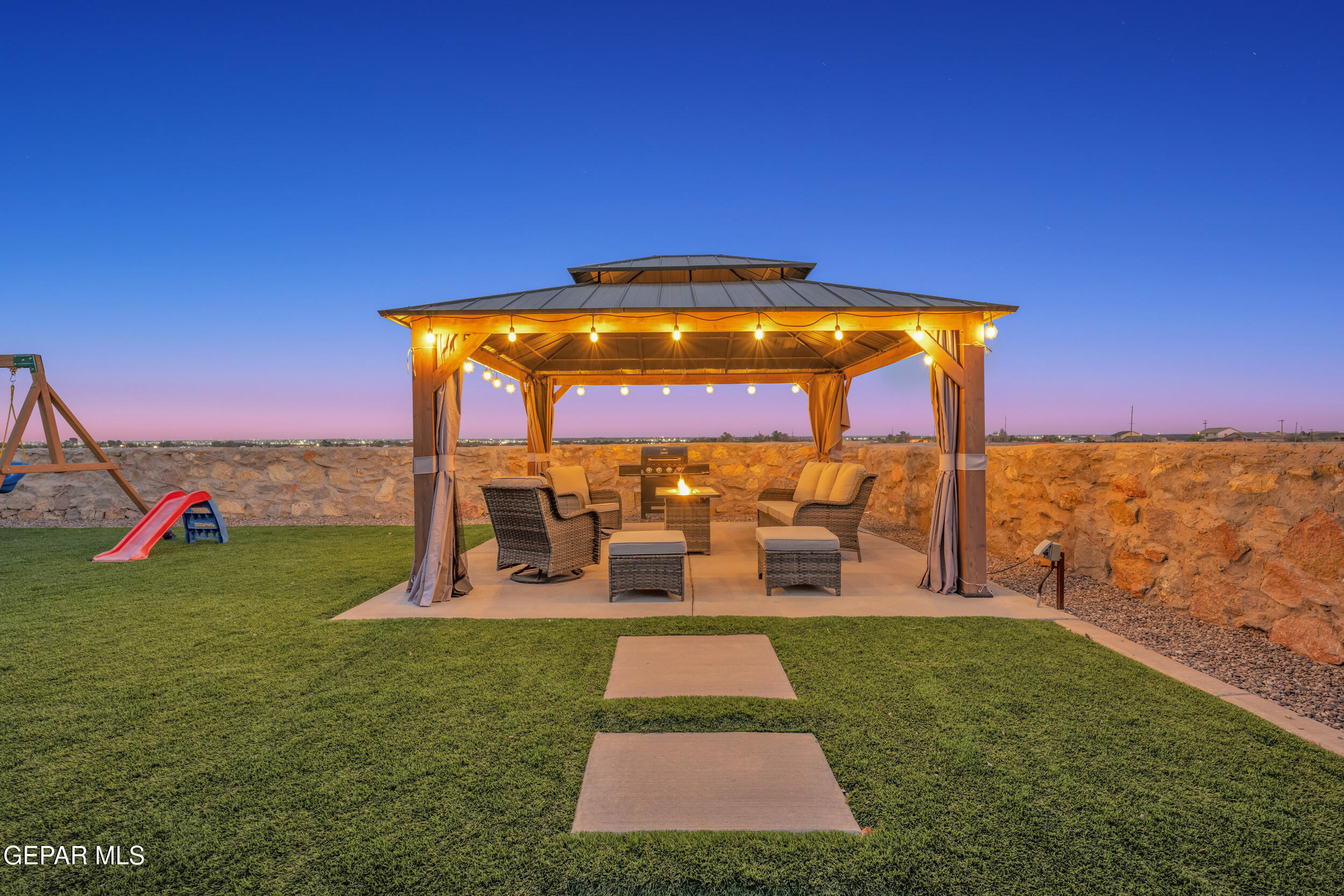 11344 Santa Barbara Drive