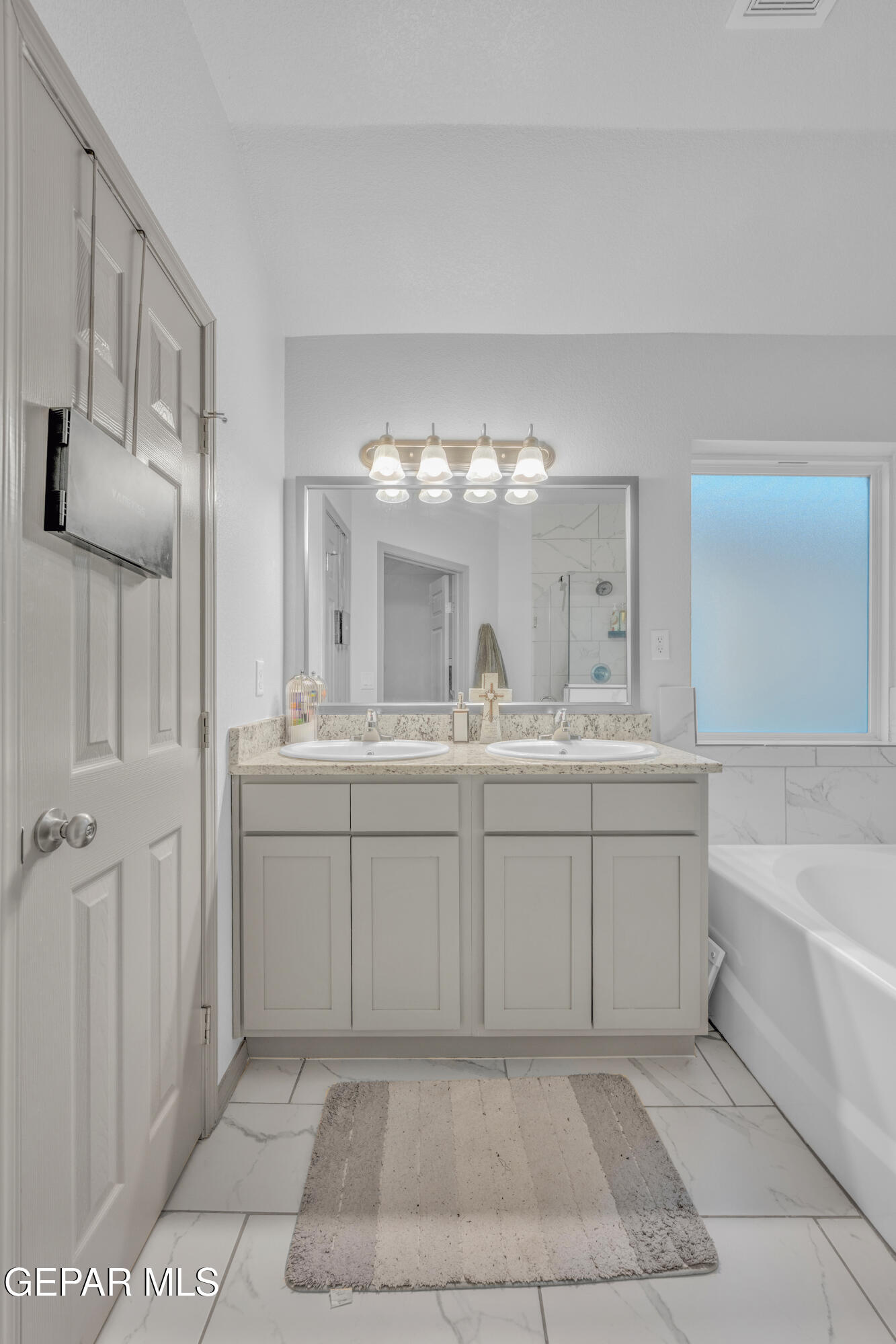 11344 Santa Barbara Drive