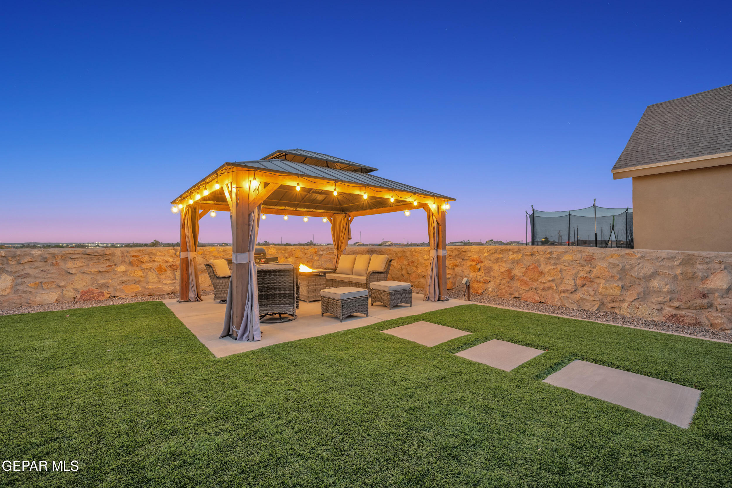 11344 Santa Barbara Drive