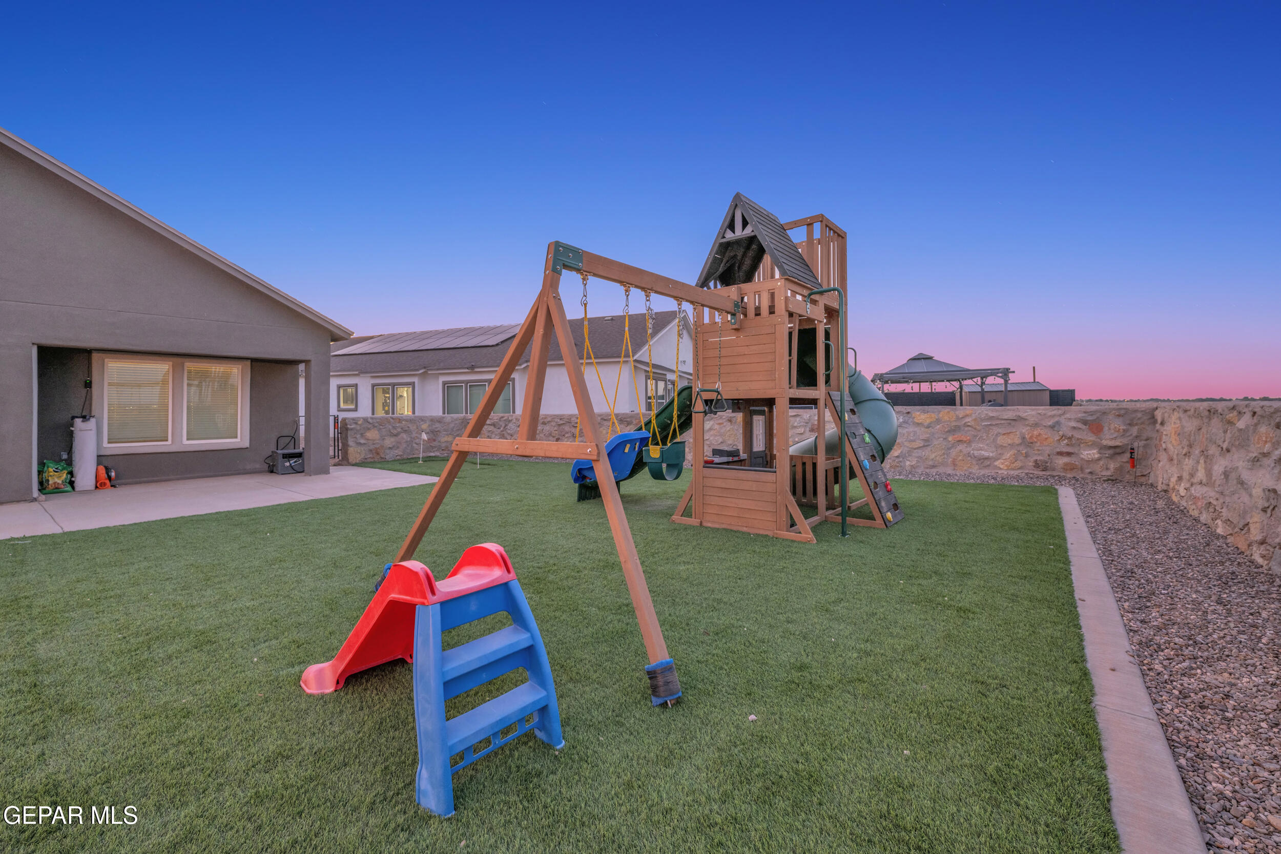 11344 Santa Barbara Drive