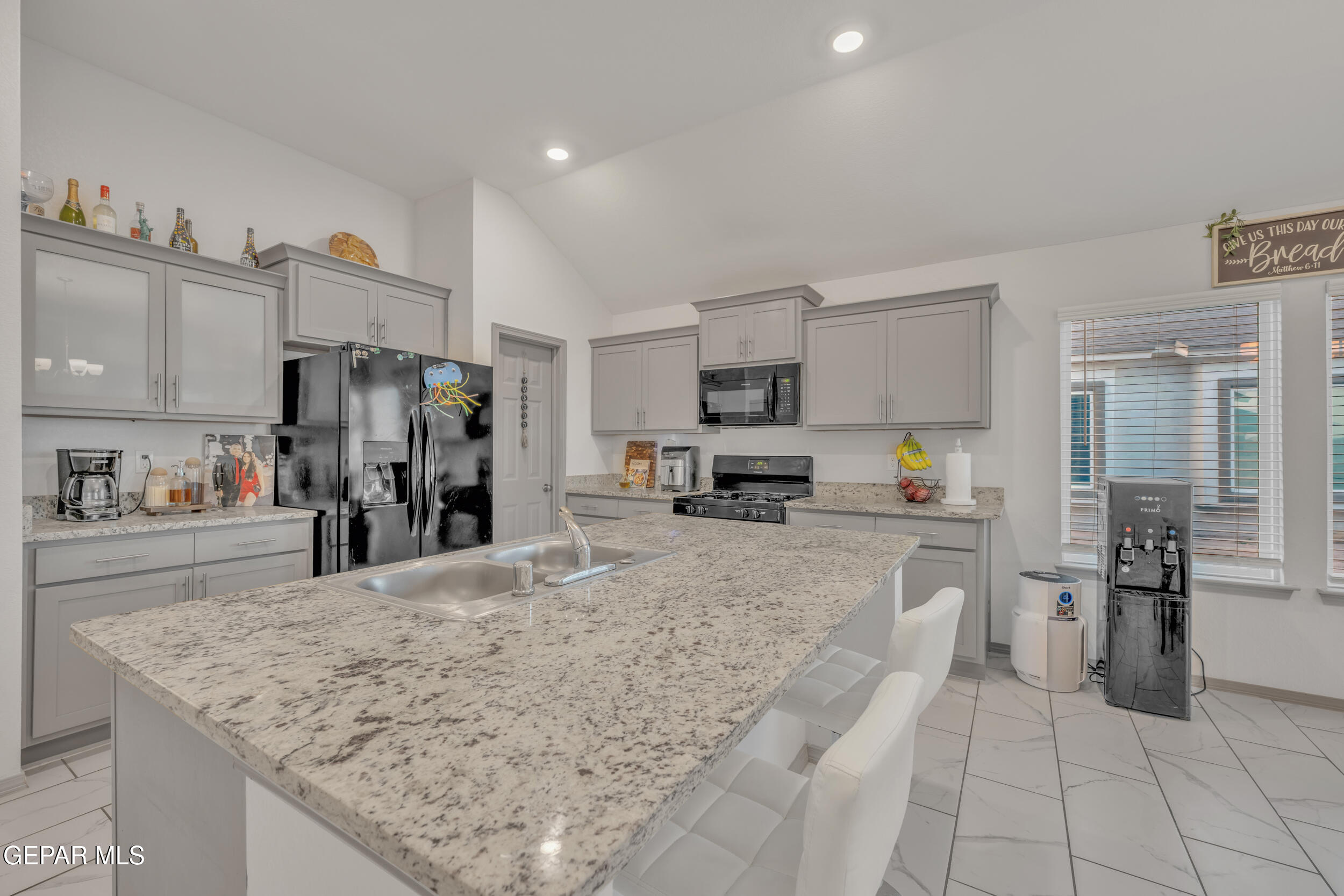 11344 Santa Barbara Drive