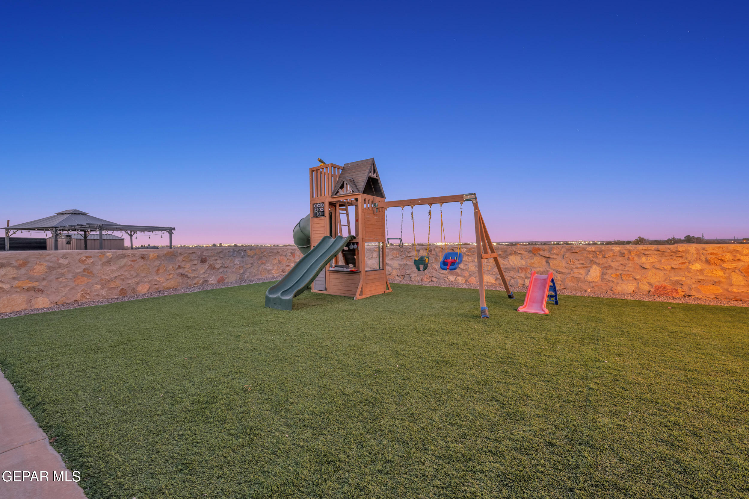 11344 Santa Barbara Drive