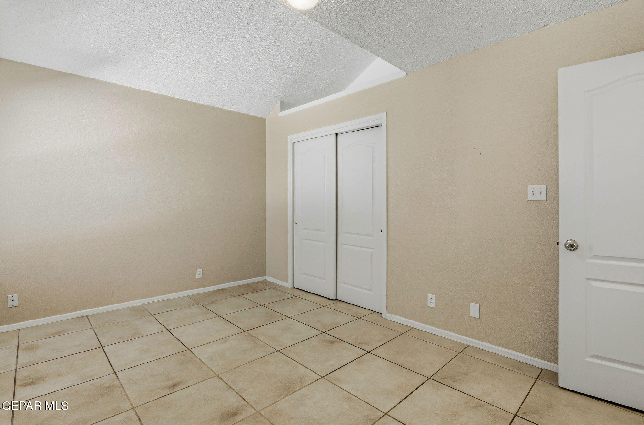 7333 CANYON RUN Drive