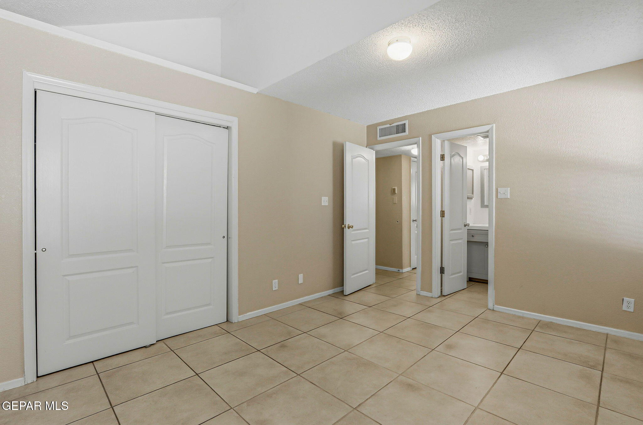 7333 CANYON RUN Drive