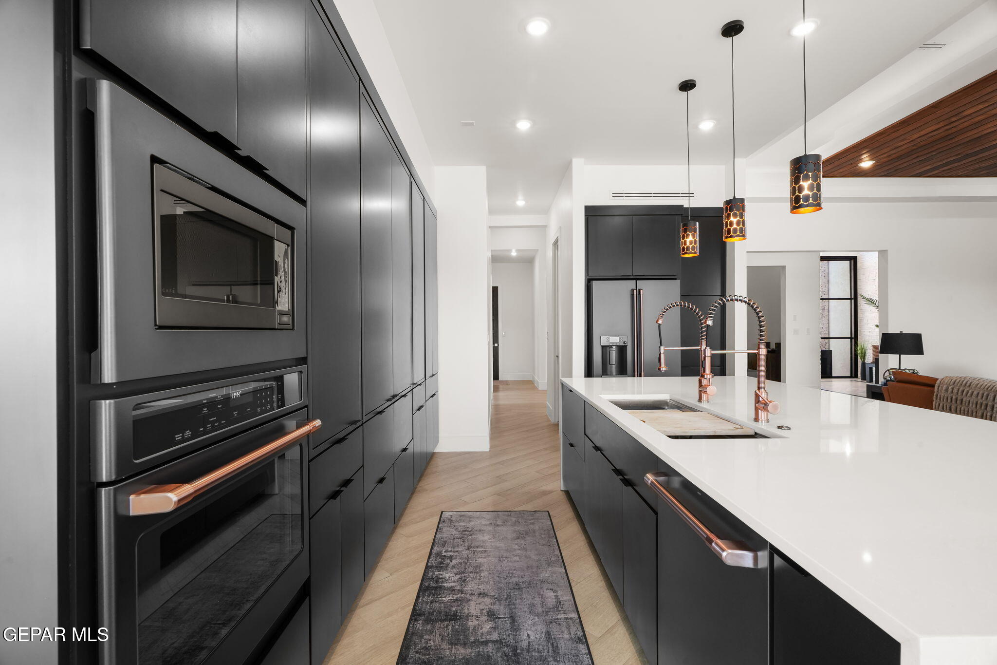 332 RIO PINSAQUI Court