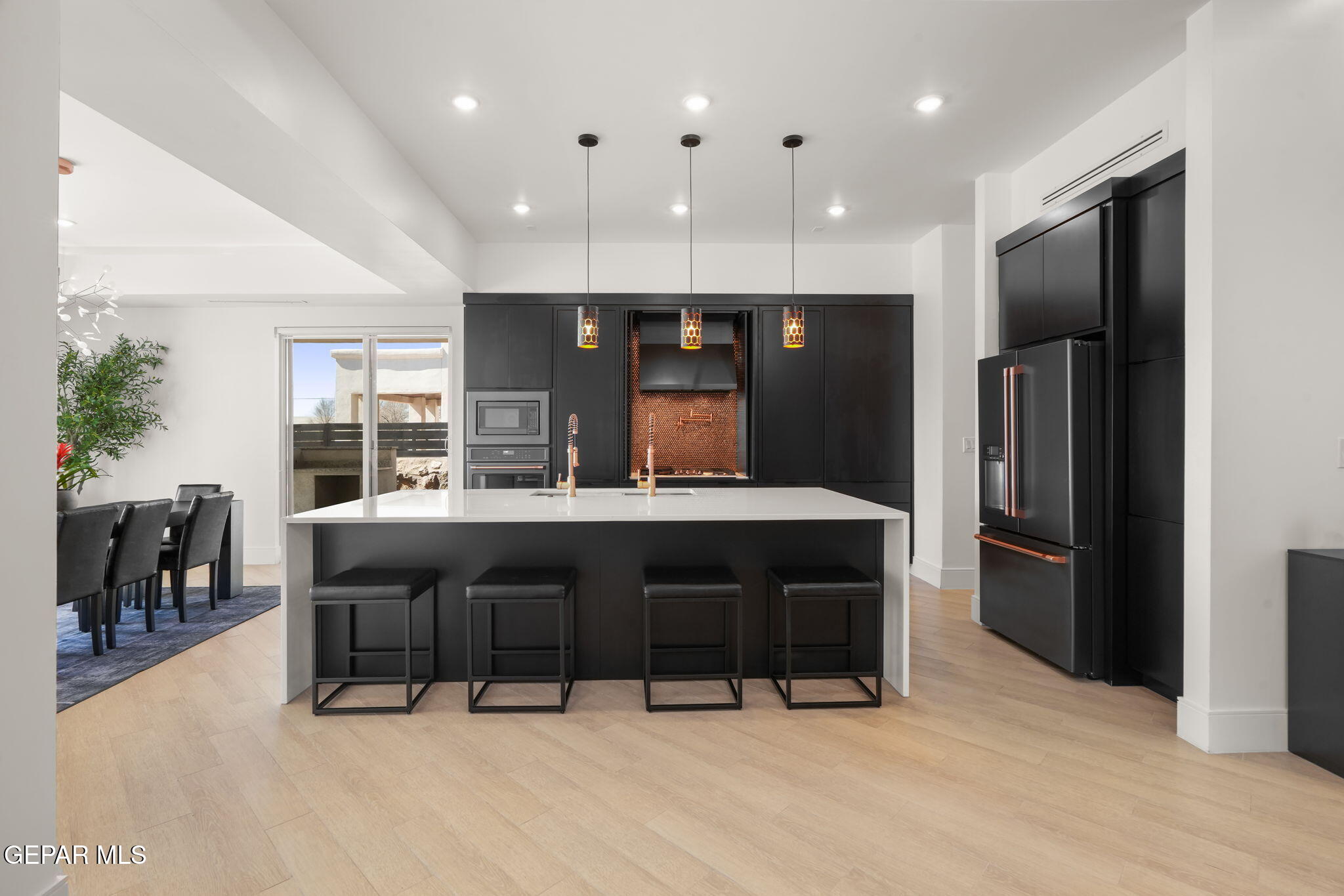 332 RIO PINSAQUI Court