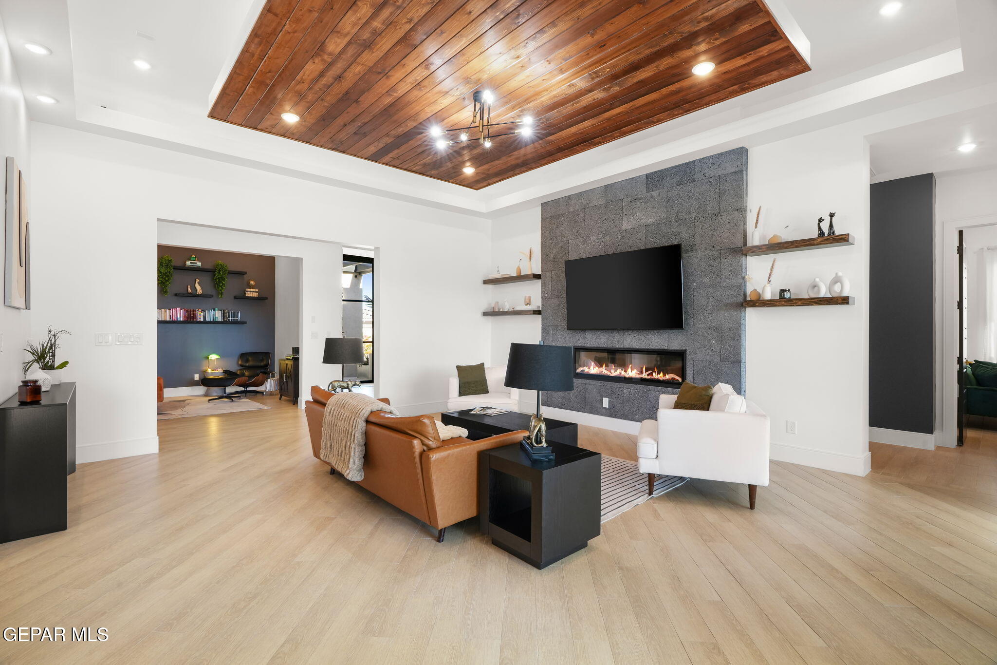 332 RIO PINSAQUI Court