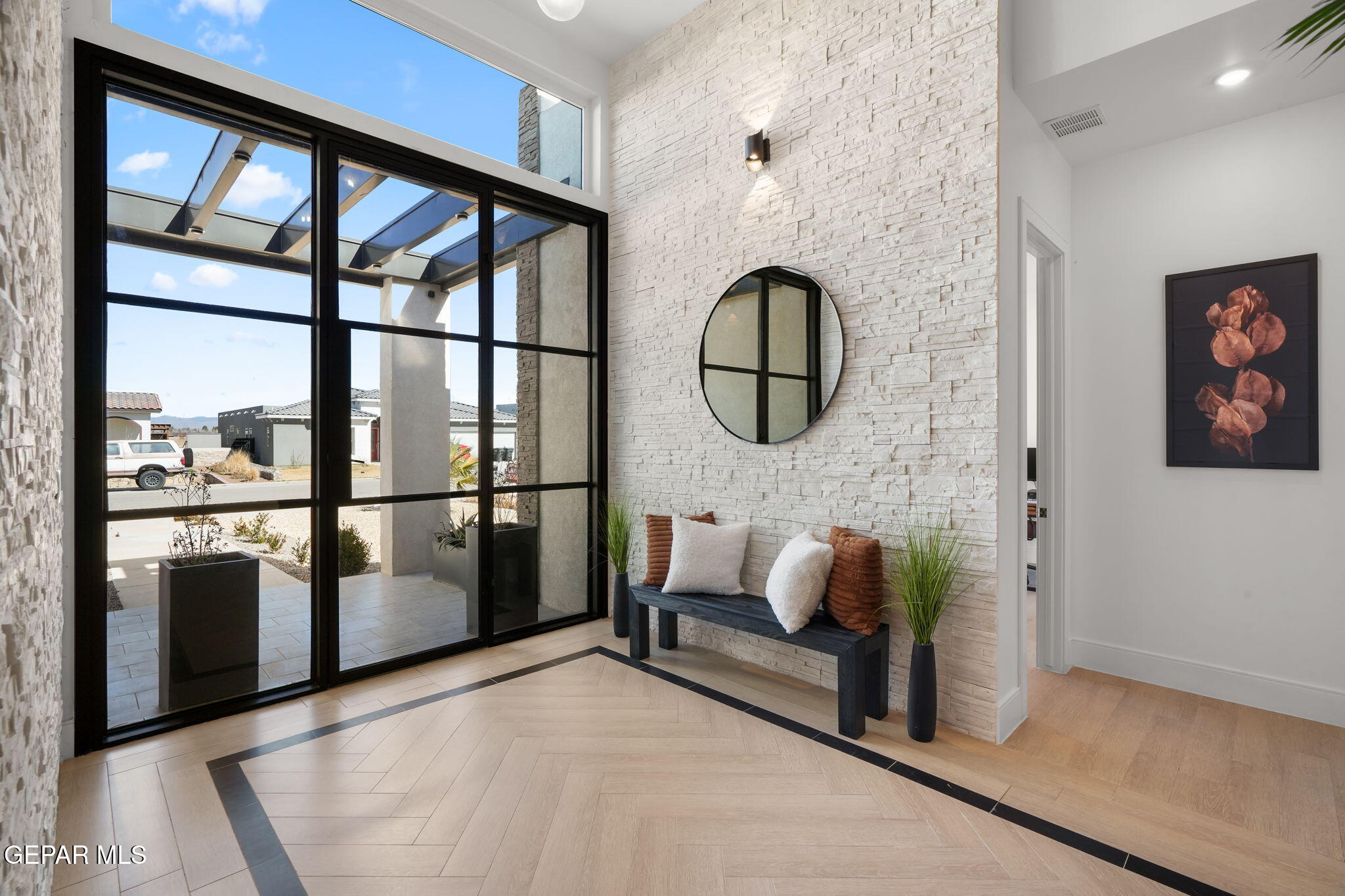 332 RIO PINSAQUI Court