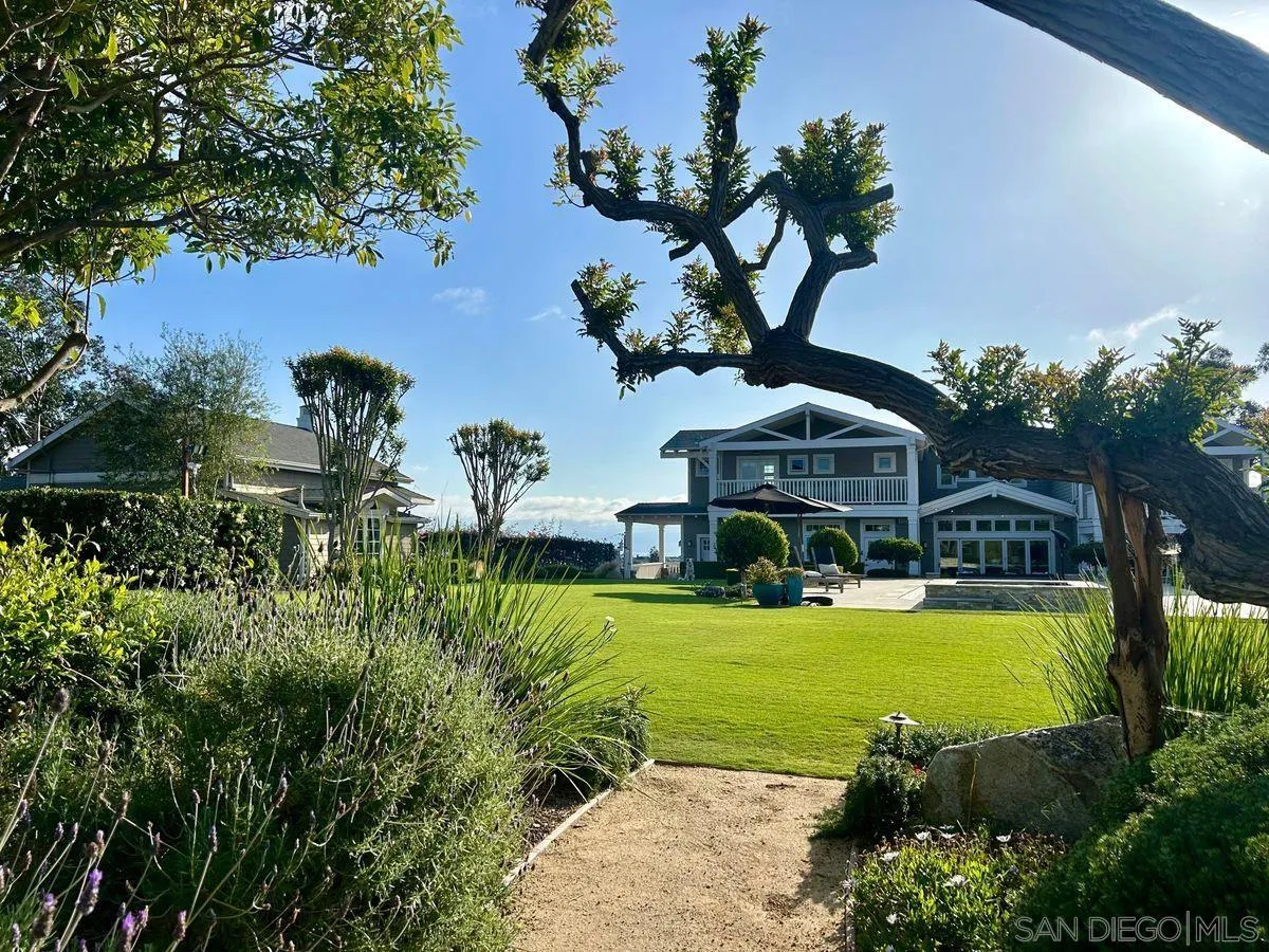 675 Quail Gardens Ln