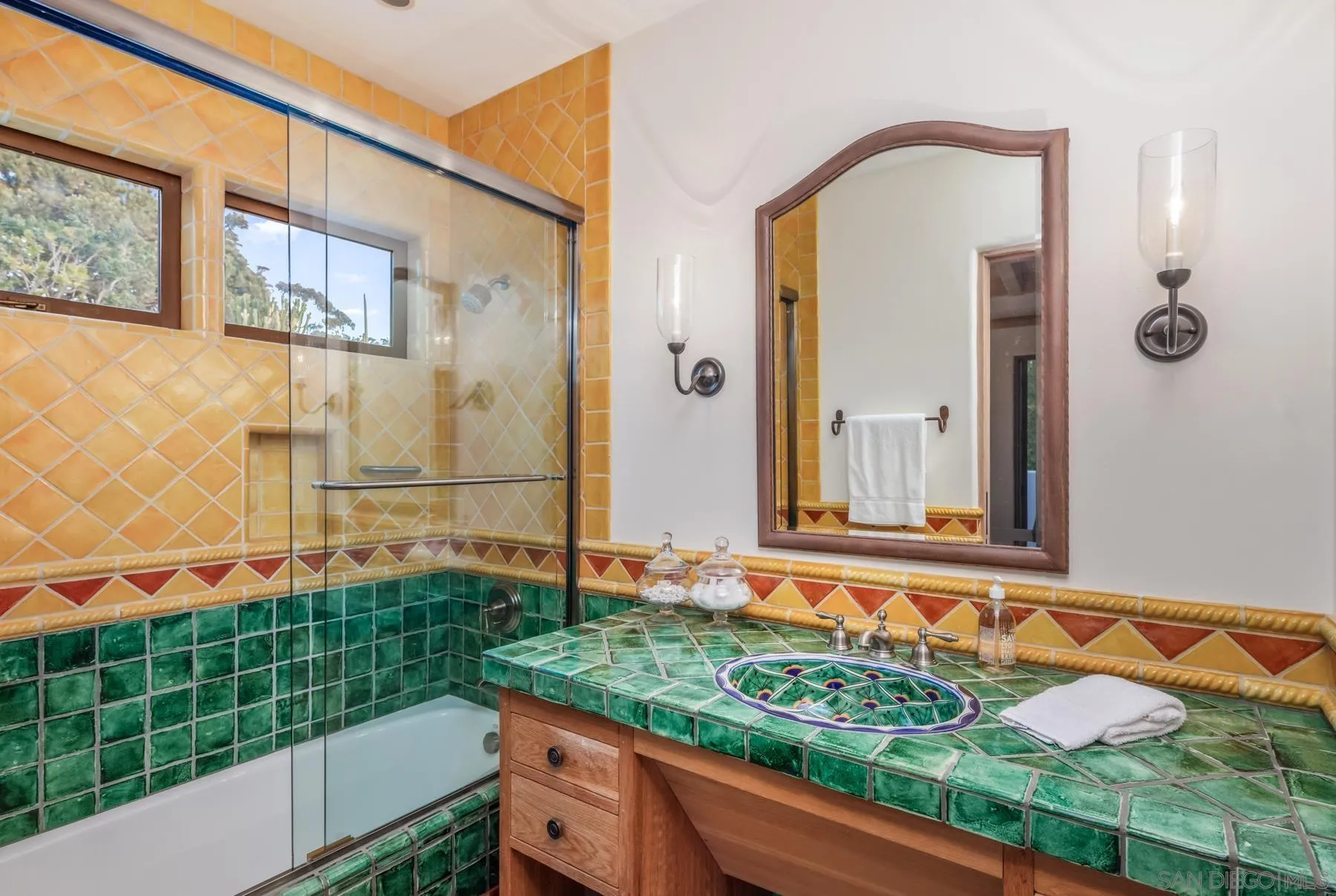 6884 El Camino Del Norte