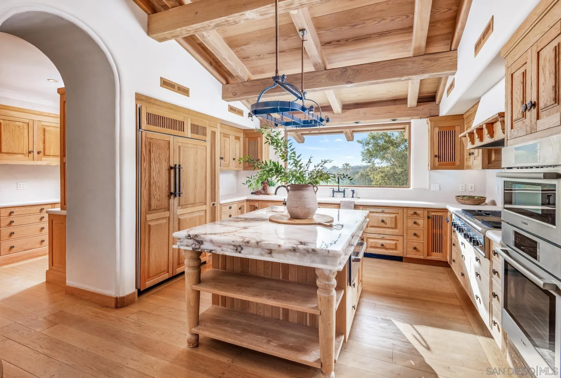 6884 El Camino Del Norte