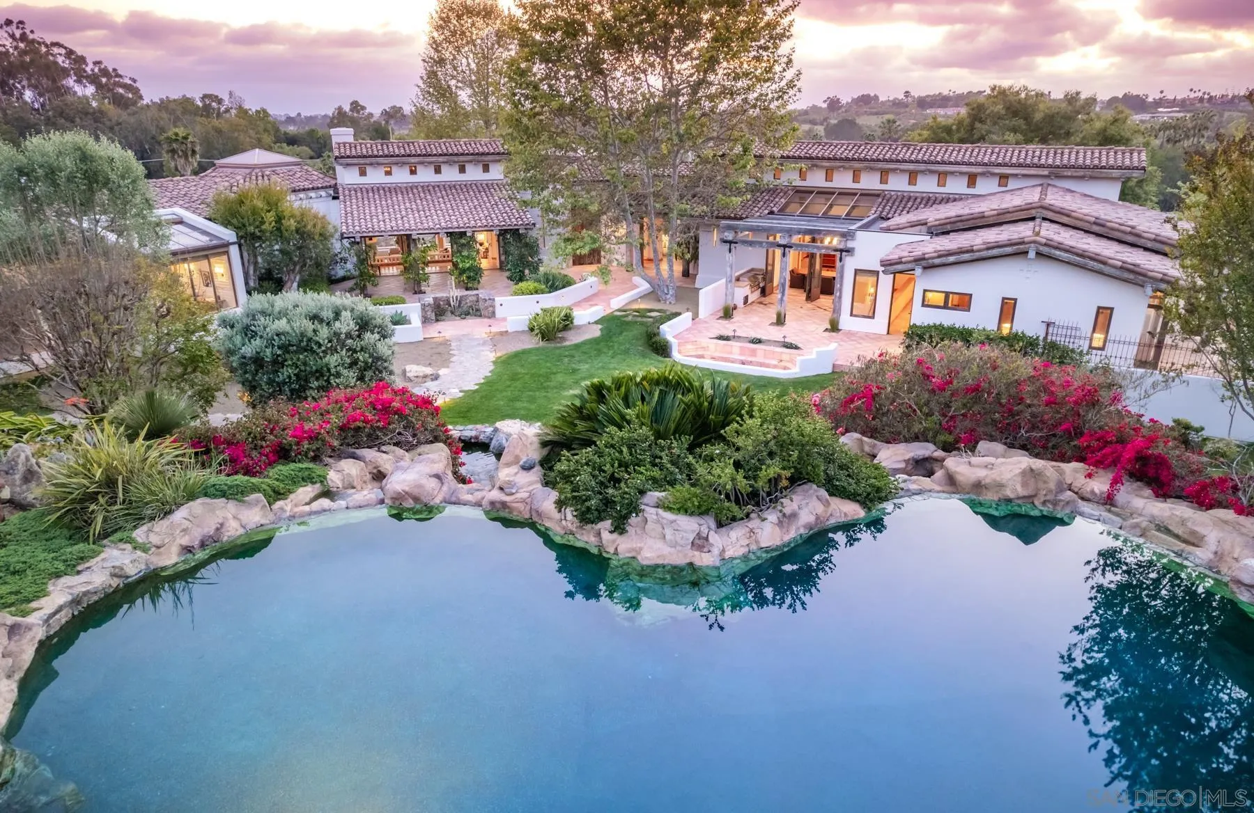 6884 El Camino Del Norte