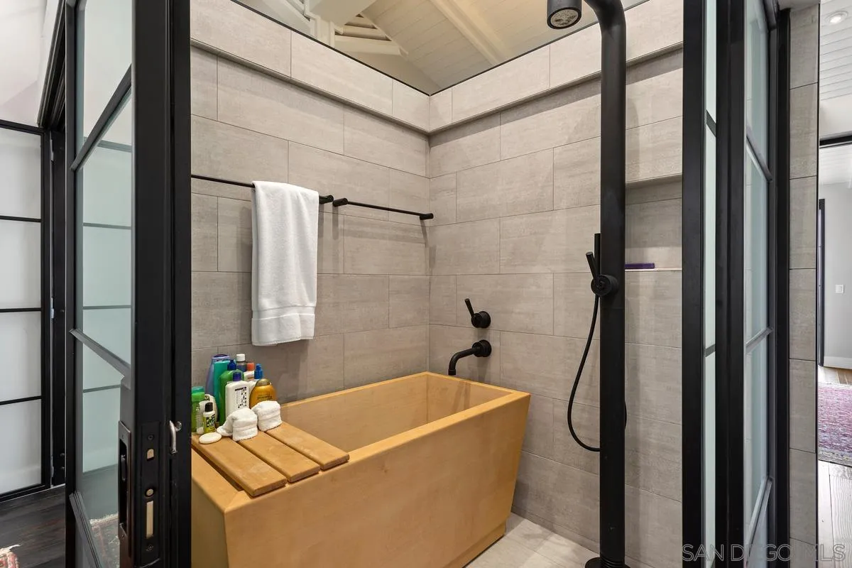 111 Little Orphan Aly