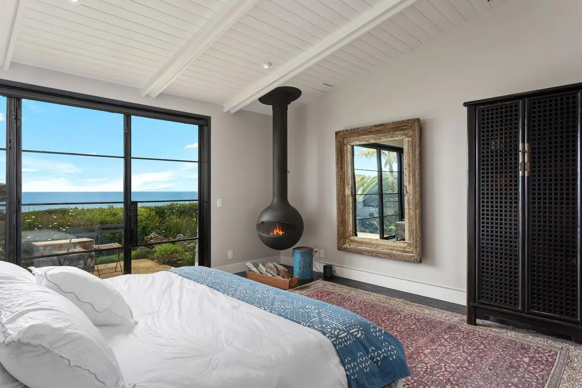 111 Little Orphan Aly