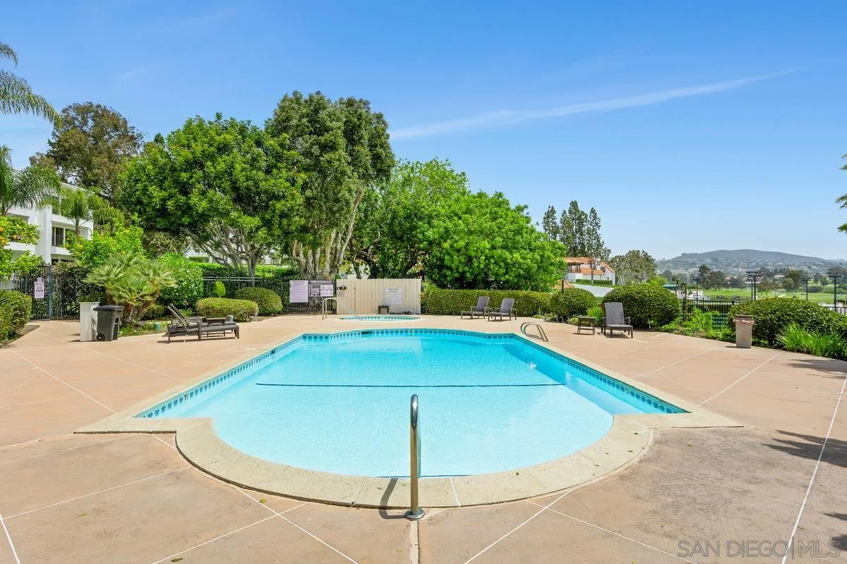 7323 Estrella De Mar Rd #44