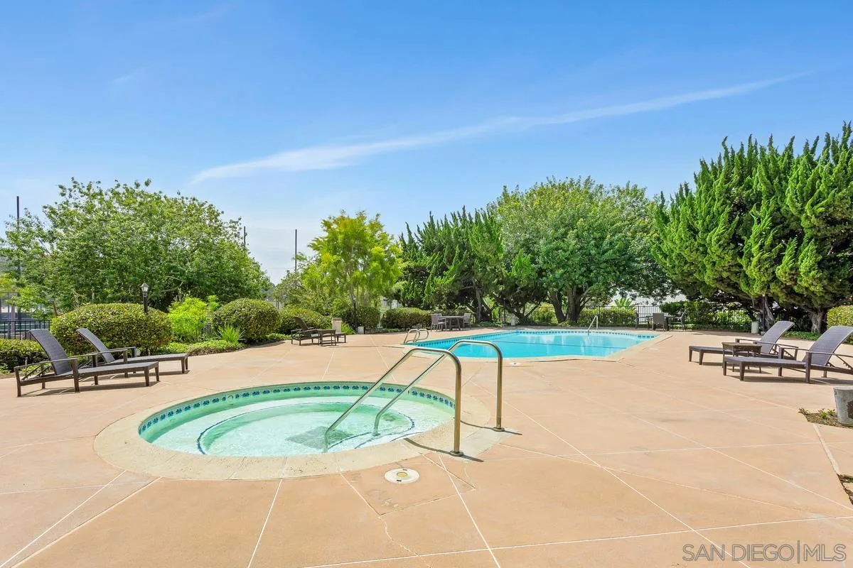 7323 Estrella De Mar Rd #44