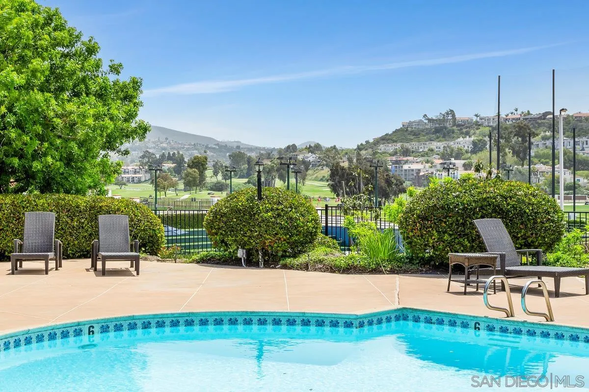 7323 Estrella De Mar Rd #44