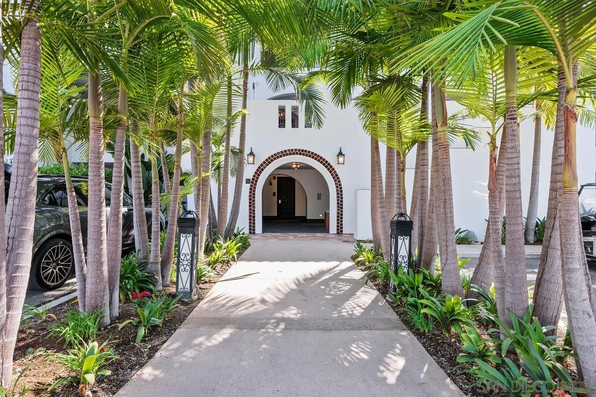 7323 Estrella De Mar Rd #44