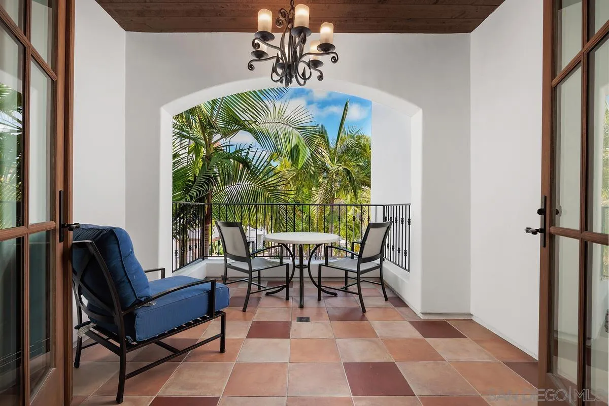 7323 Estrella De Mar Rd #44