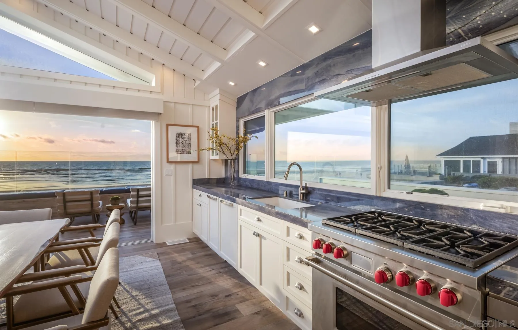 2050 Ocean Front