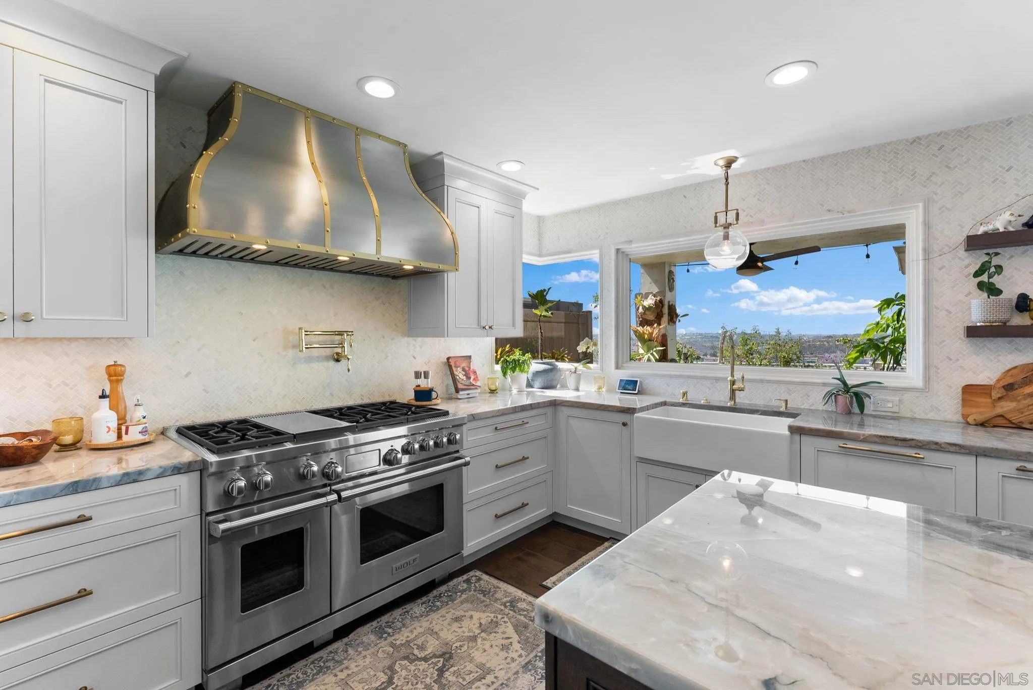 4136 Palisades Road