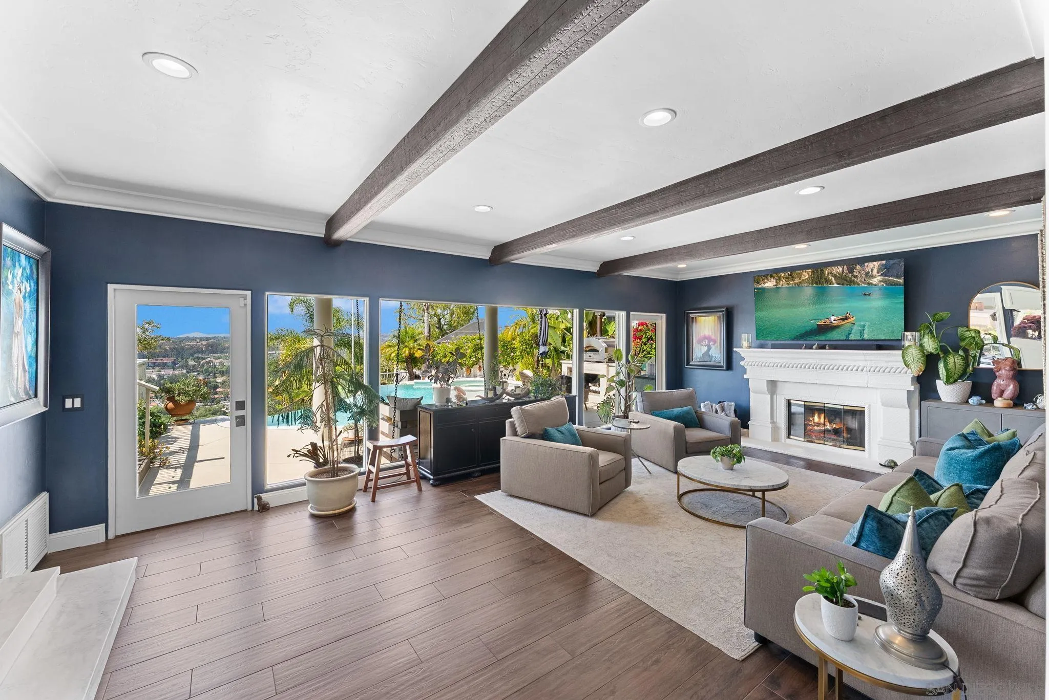 4136 Palisades Road