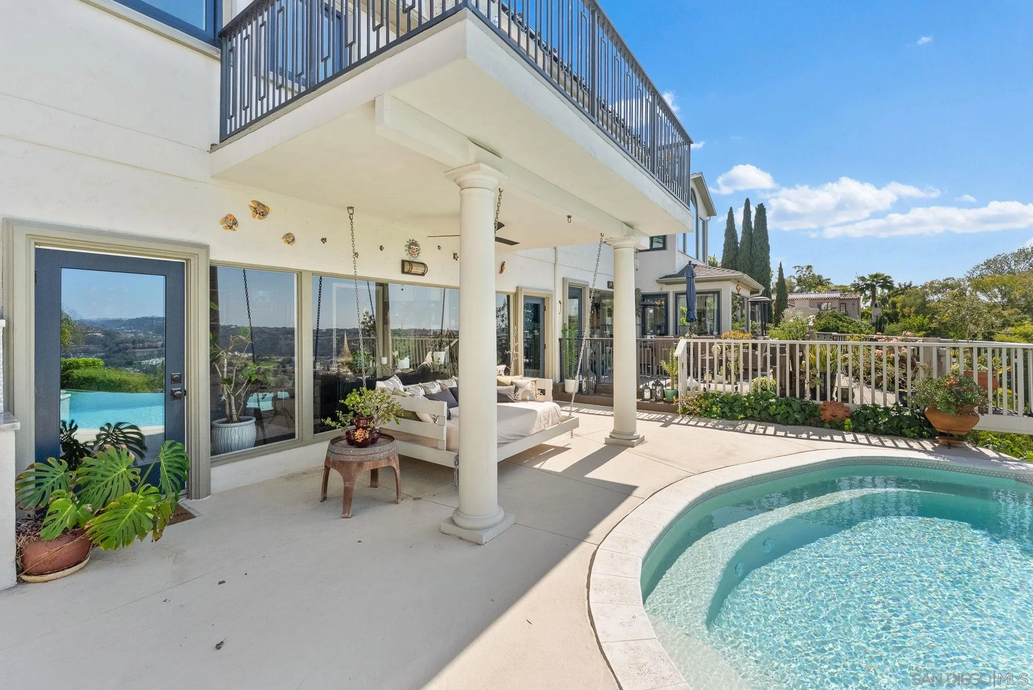 4136 Palisades Road