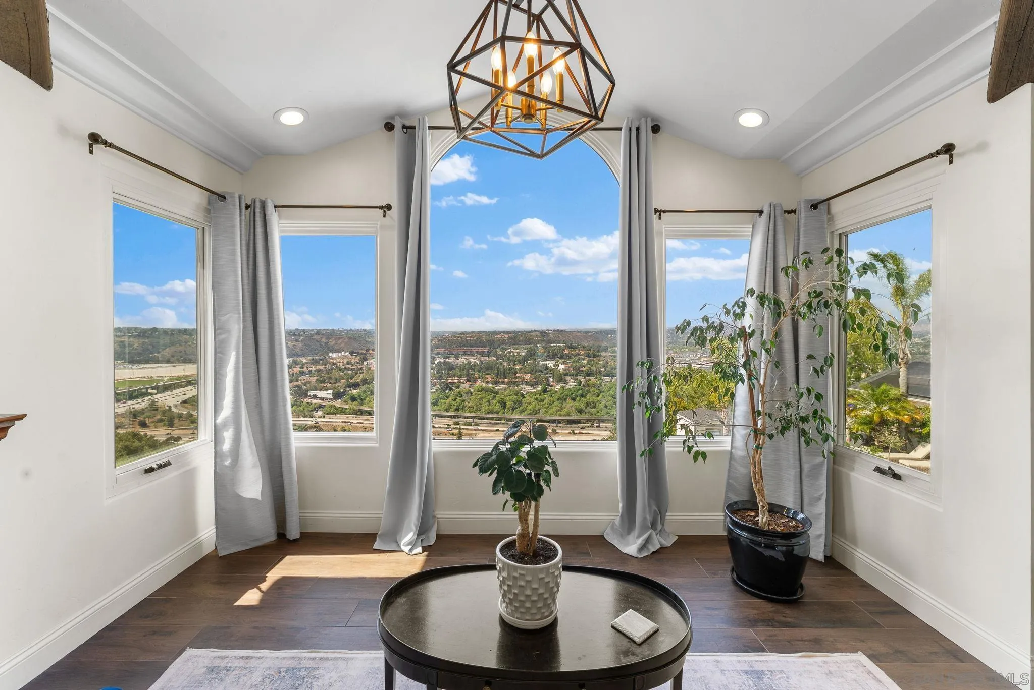 4136 Palisades Road