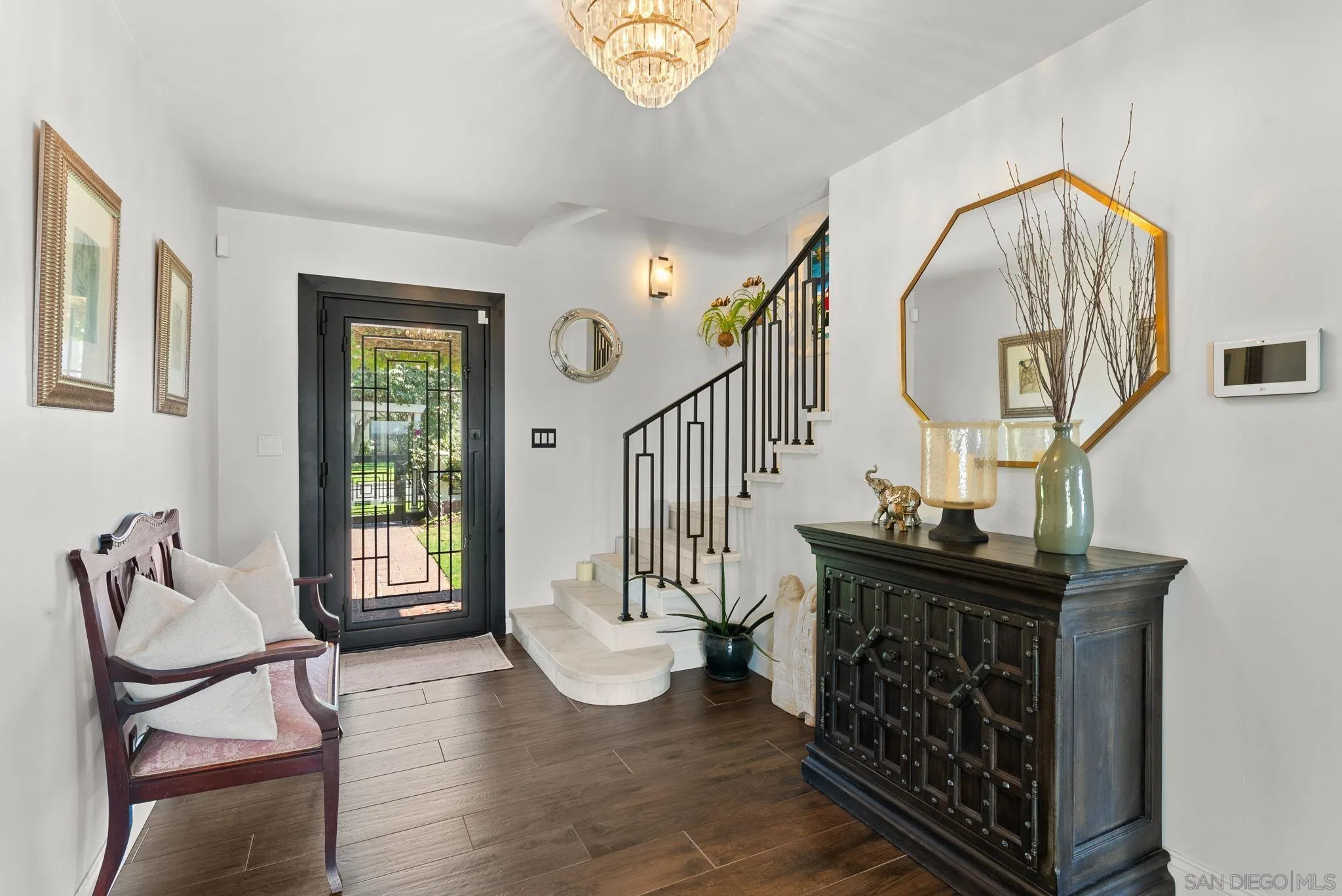 4136 Palisades Road