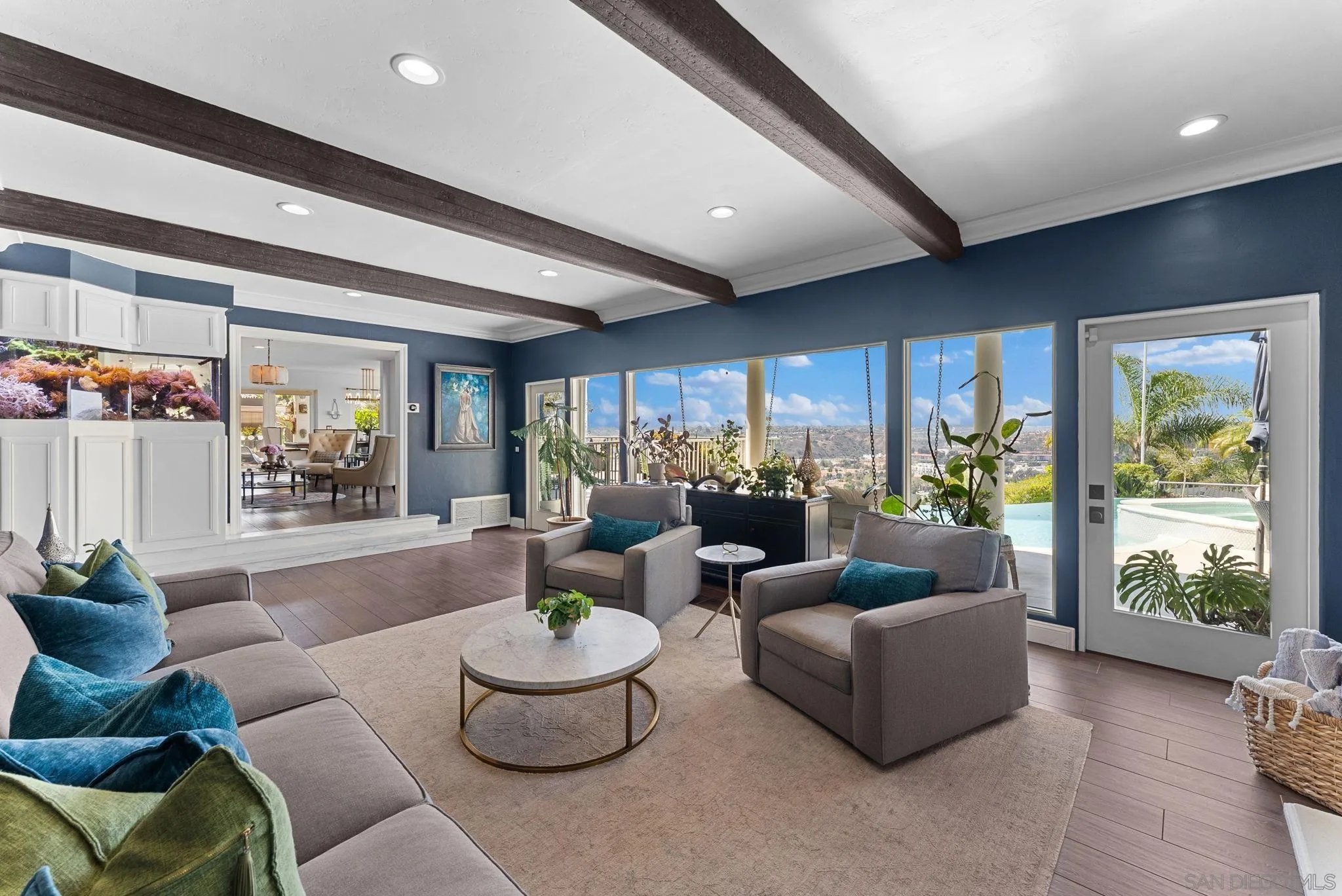 4136 Palisades Road