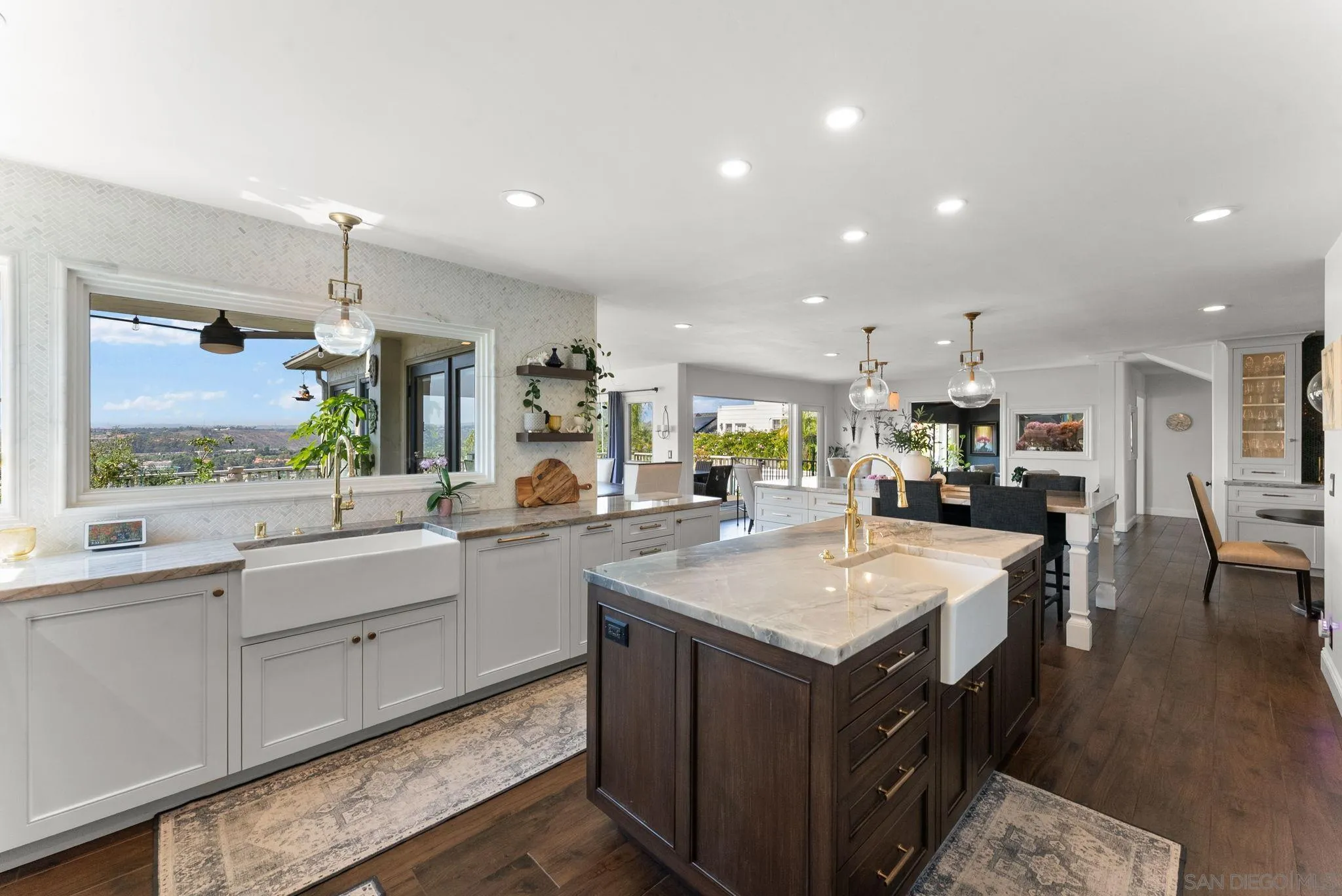 4136 Palisades Road
