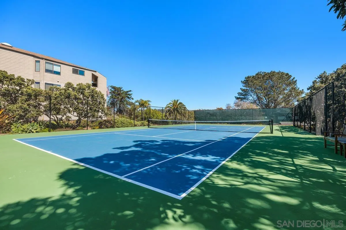 205 S Helix Ave #65 Unit 65