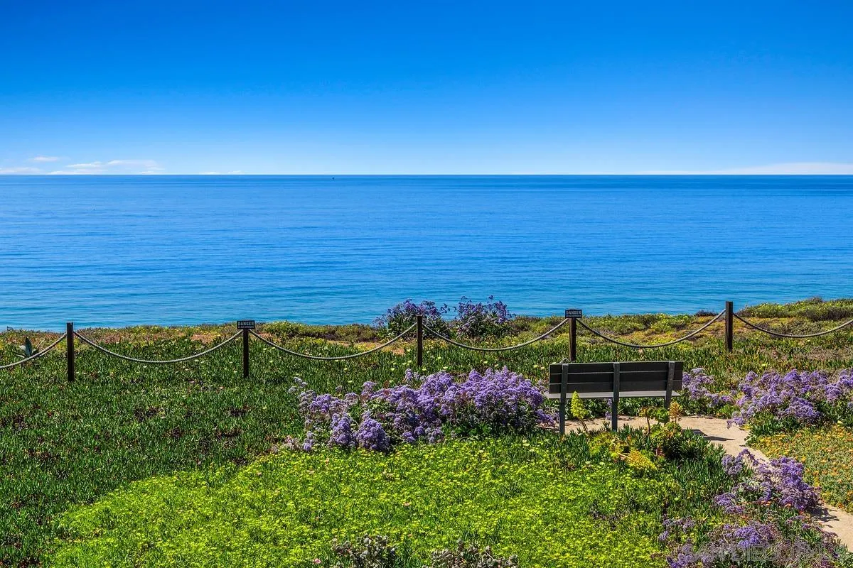 205 S Helix Ave #65 Unit 65