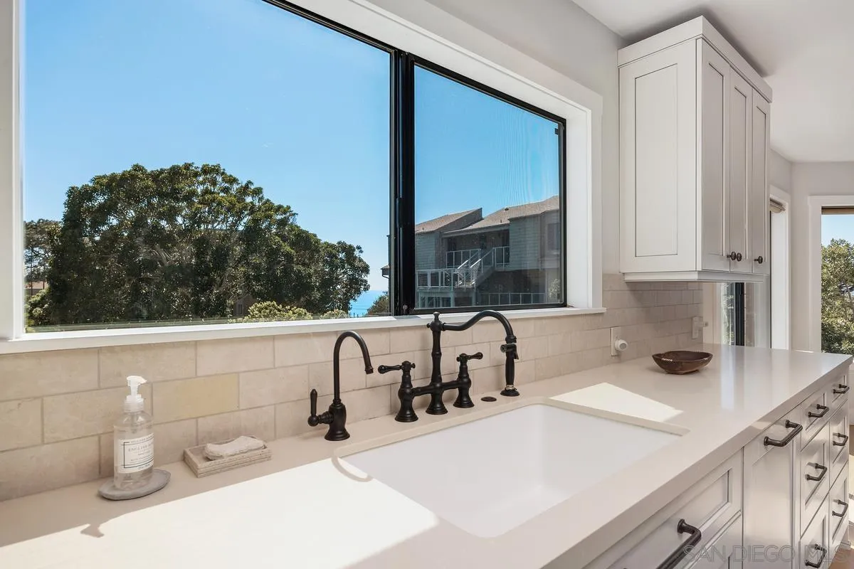 205 S Helix Ave #65 Unit 65