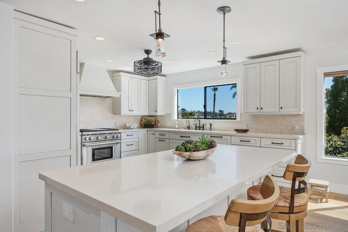 205 S Helix Ave #65 Unit 65